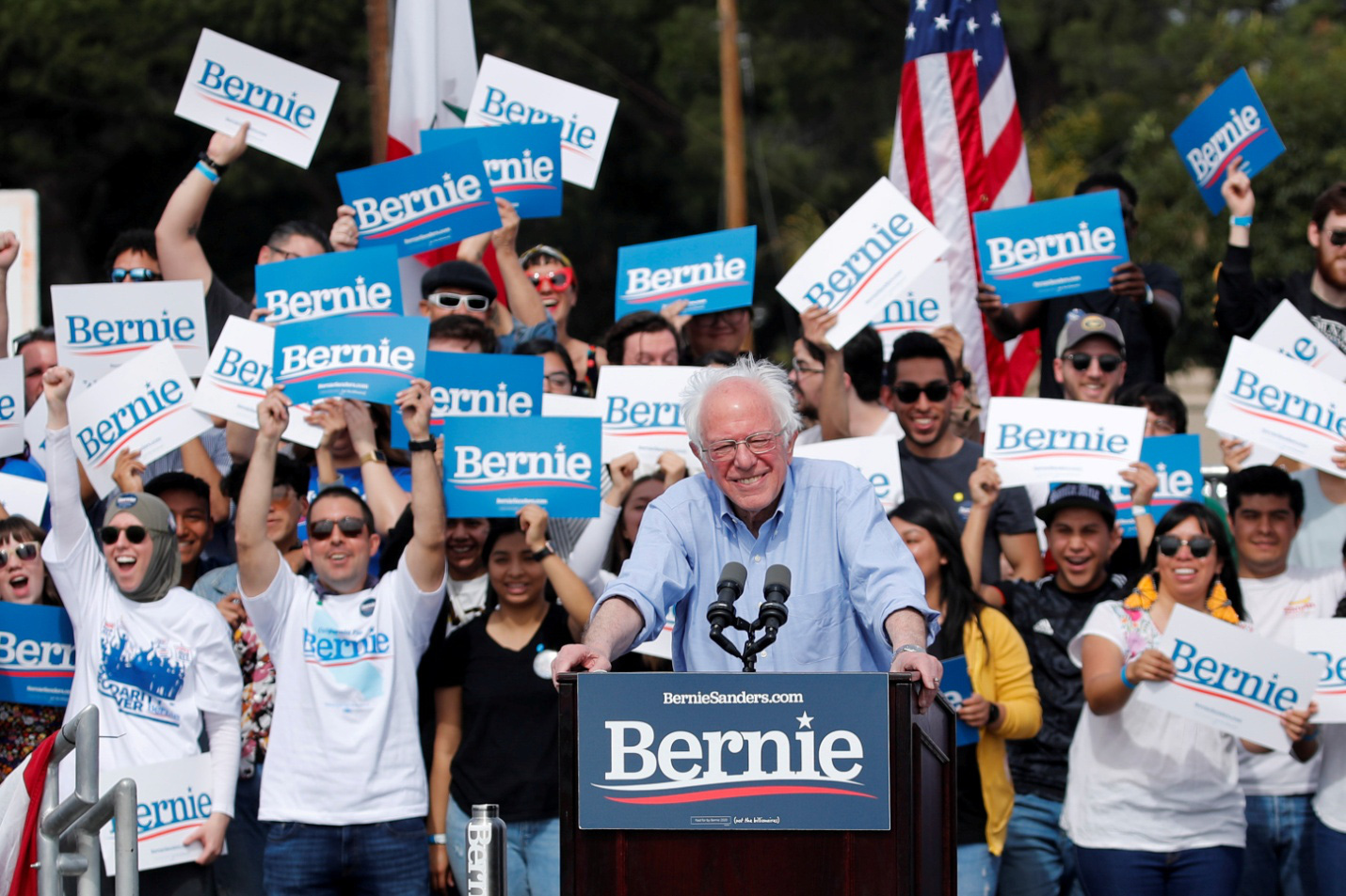 Mỹ: Nghe nói "được Nga hỗ trợ", ông Sanders cứng rắn với ông Putin