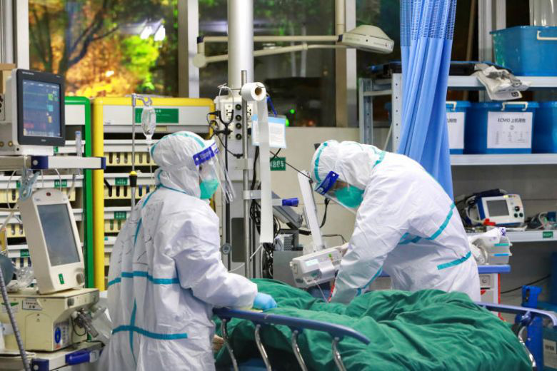 Covid-19: Thêm một nữ bác sĩ ở Vũ Hán tử vong