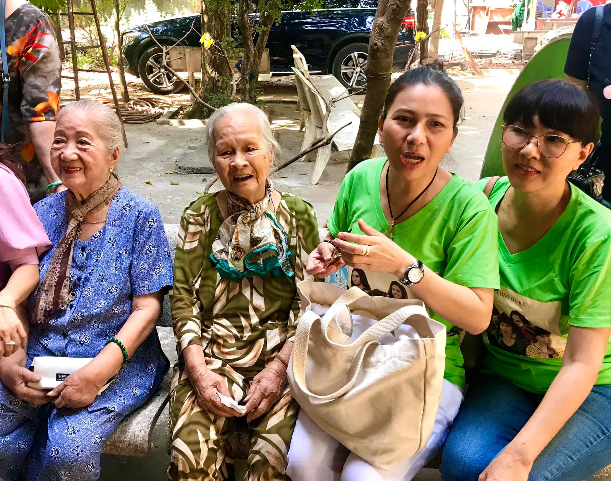 Nghệ sĩ Phương Dung năng động để kh&ocirc;ng thất nghiệp trong m&ugrave;a dịch - Ảnh 5.