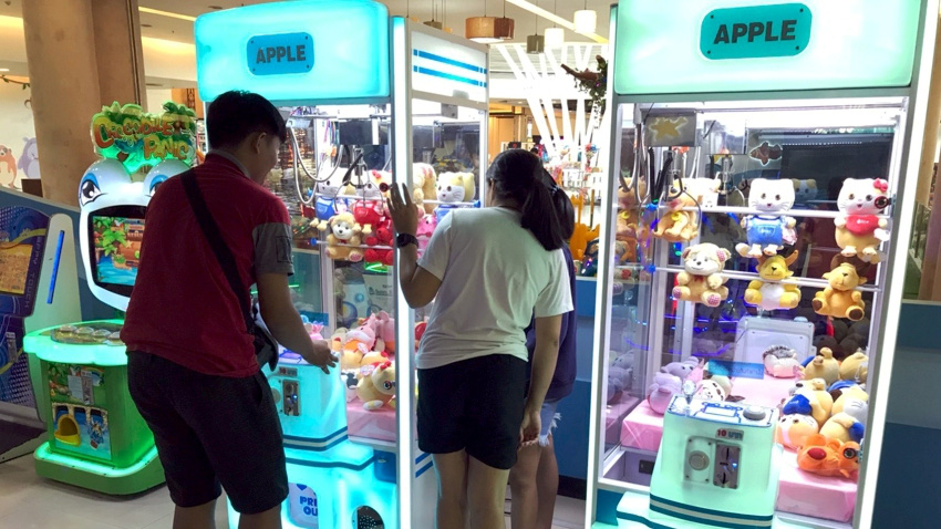 Thái Lan cấm tiệt máy gắp thú bông trên toàn quốc