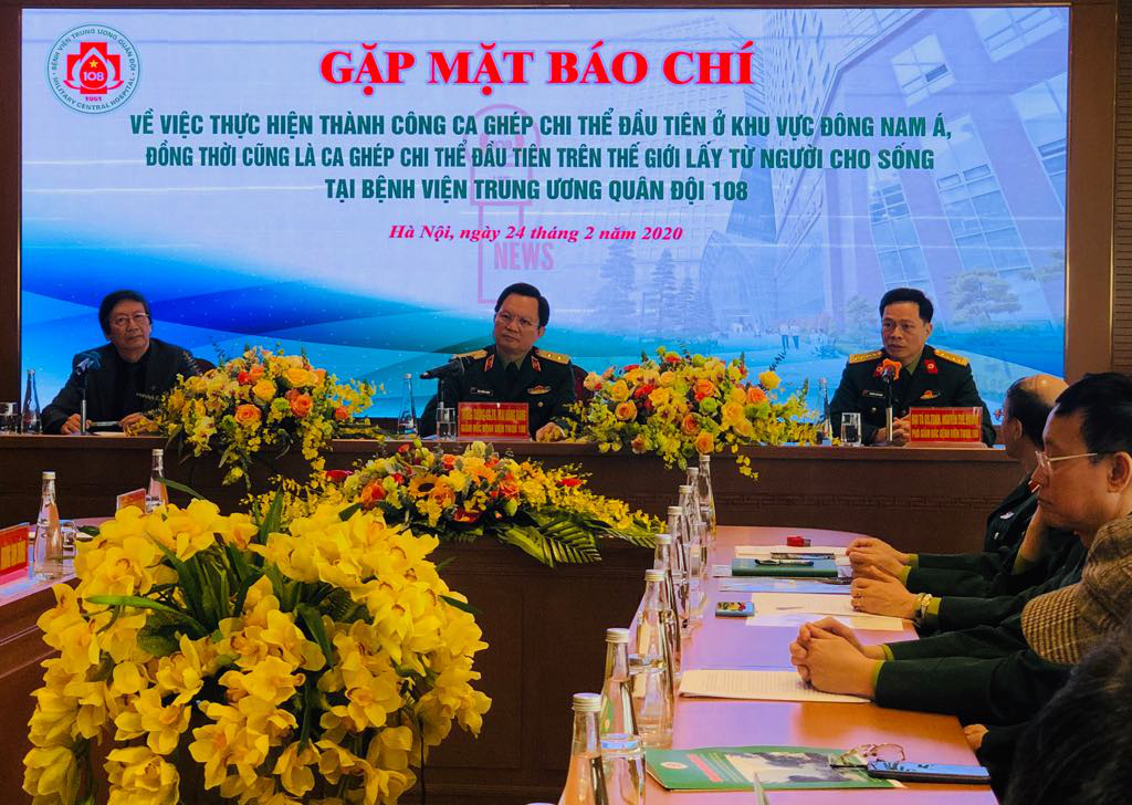 Việt Nam thực hiện th&agrave;nh c&ocirc;ng ca gh&eacute;p chi thể đầu ti&ecirc;n tr&ecirc;n thế giới từ người hiến sống - Ảnh 7.