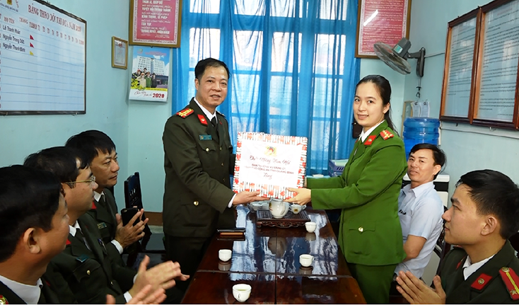 Quảng Bình điều động gần 500 công an chính quy về xã