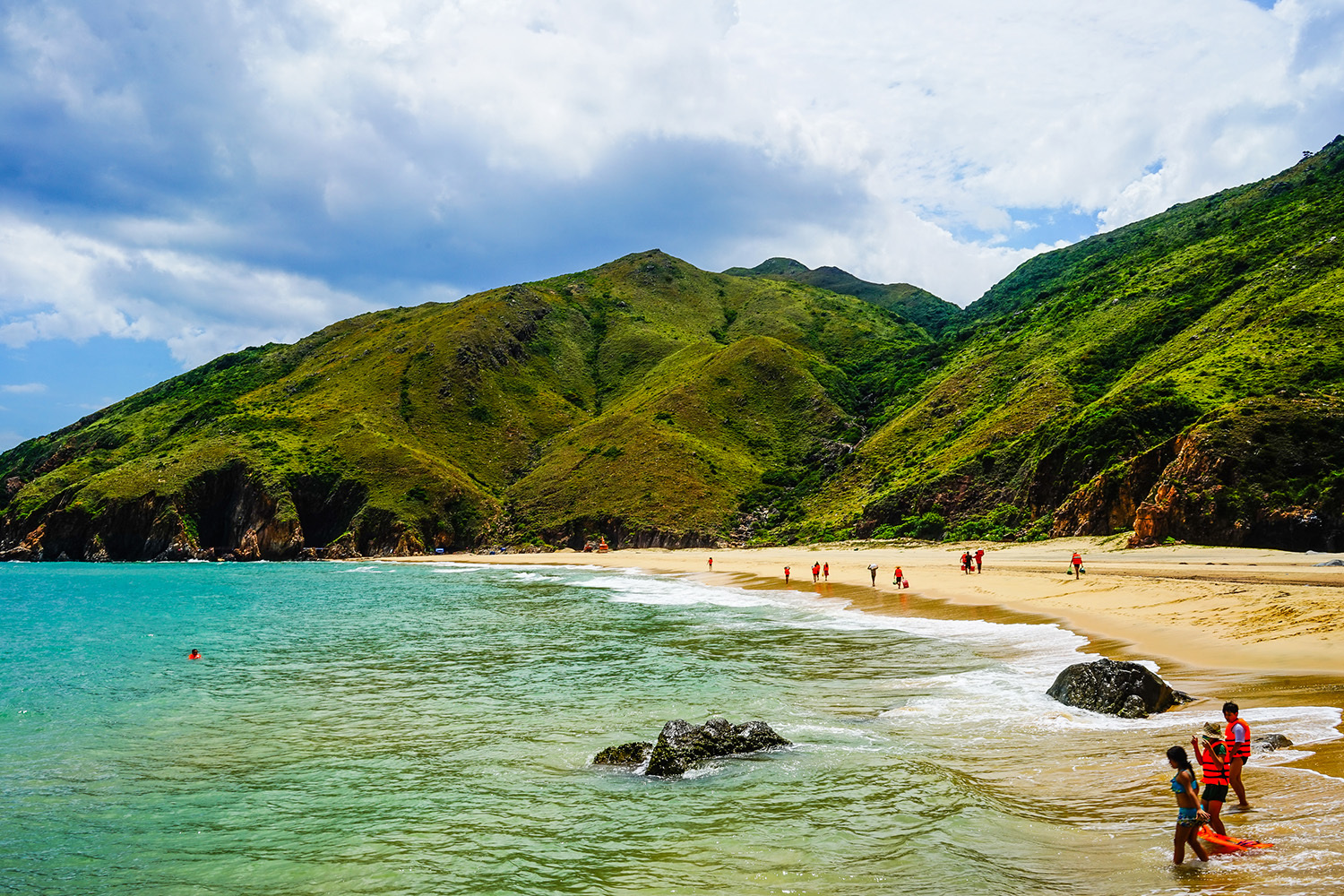 Gợi &yacute; ăn chơi ở Quy Nhơn th&aacute;ng 3 - Ảnh 4.