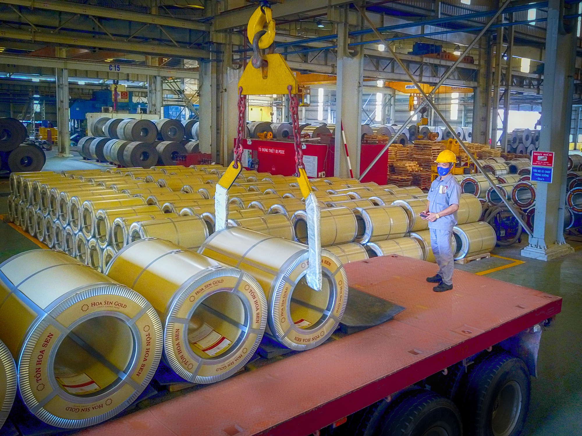 Tập đoàn Hoa Sen tạo đột phá với dòng sản phẩm tôn siêu bền Hoa Sen Gold - Ảnh 4.