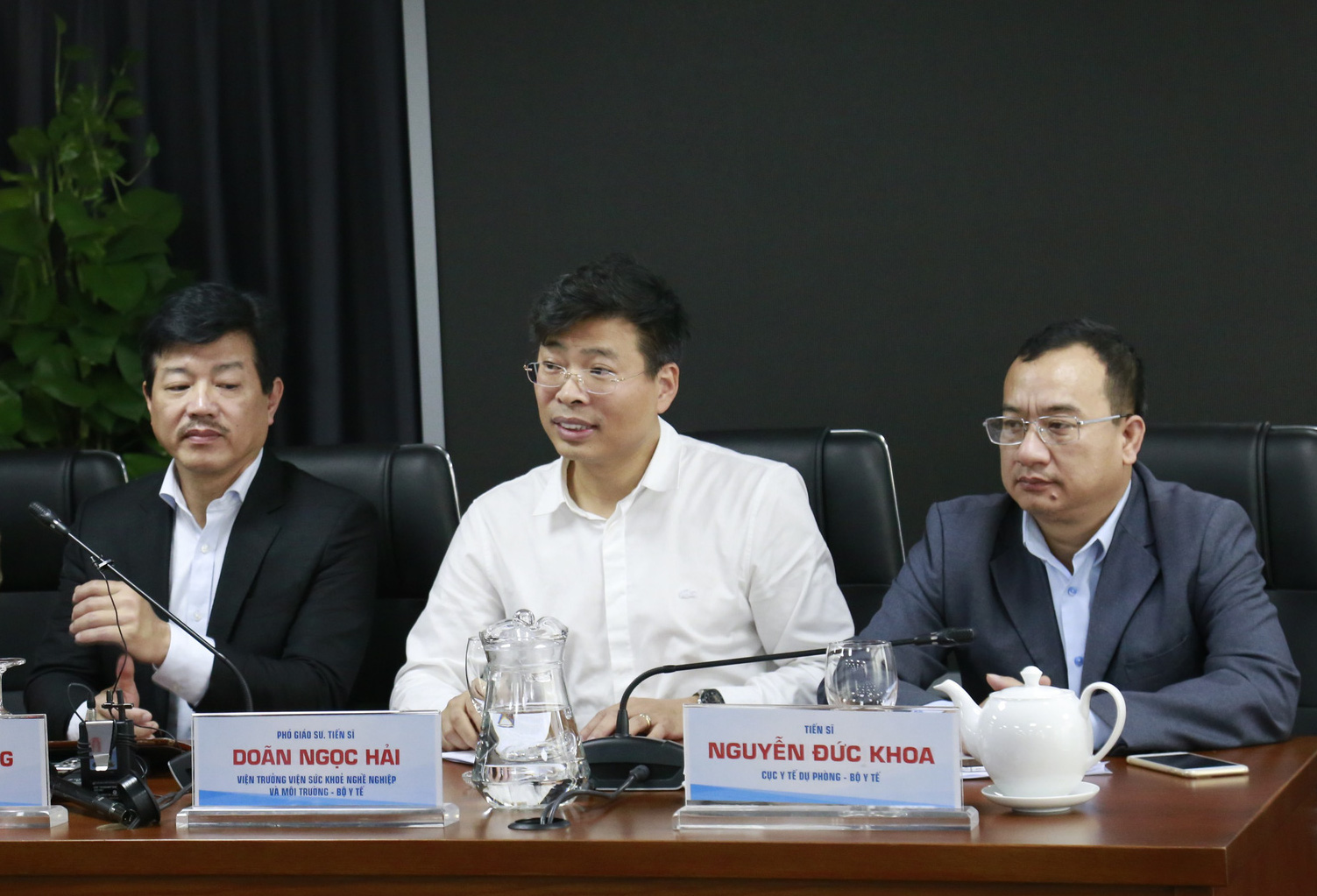 Người đến từ vùng dịch Hàn Quốc phải cách ly, không có chuyện thương lượng ở khách sạn - Ảnh 1.