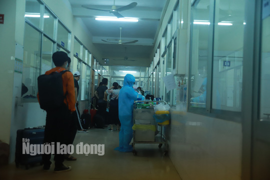 Đoàn khách Hàn Quốc dùng dằng không chịu cách ly, sáng nay Đà Nẵng họp quyết