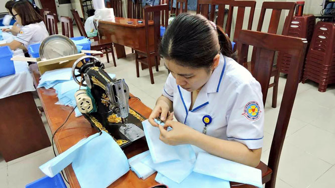 Không đứng ngoài cuộc
