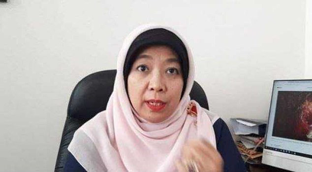 "Phụ nữ đi bơi có thể mang thai" - phát biểu chấn động mạng xã hội Indonesia
