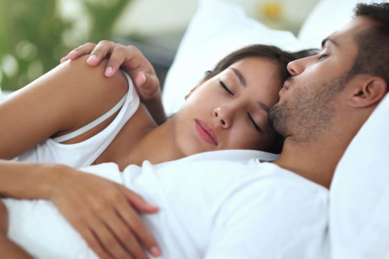 Mùa dịch bệnh: Làm gì nếu lỡ "dính" bầu khi đi chơi xa?