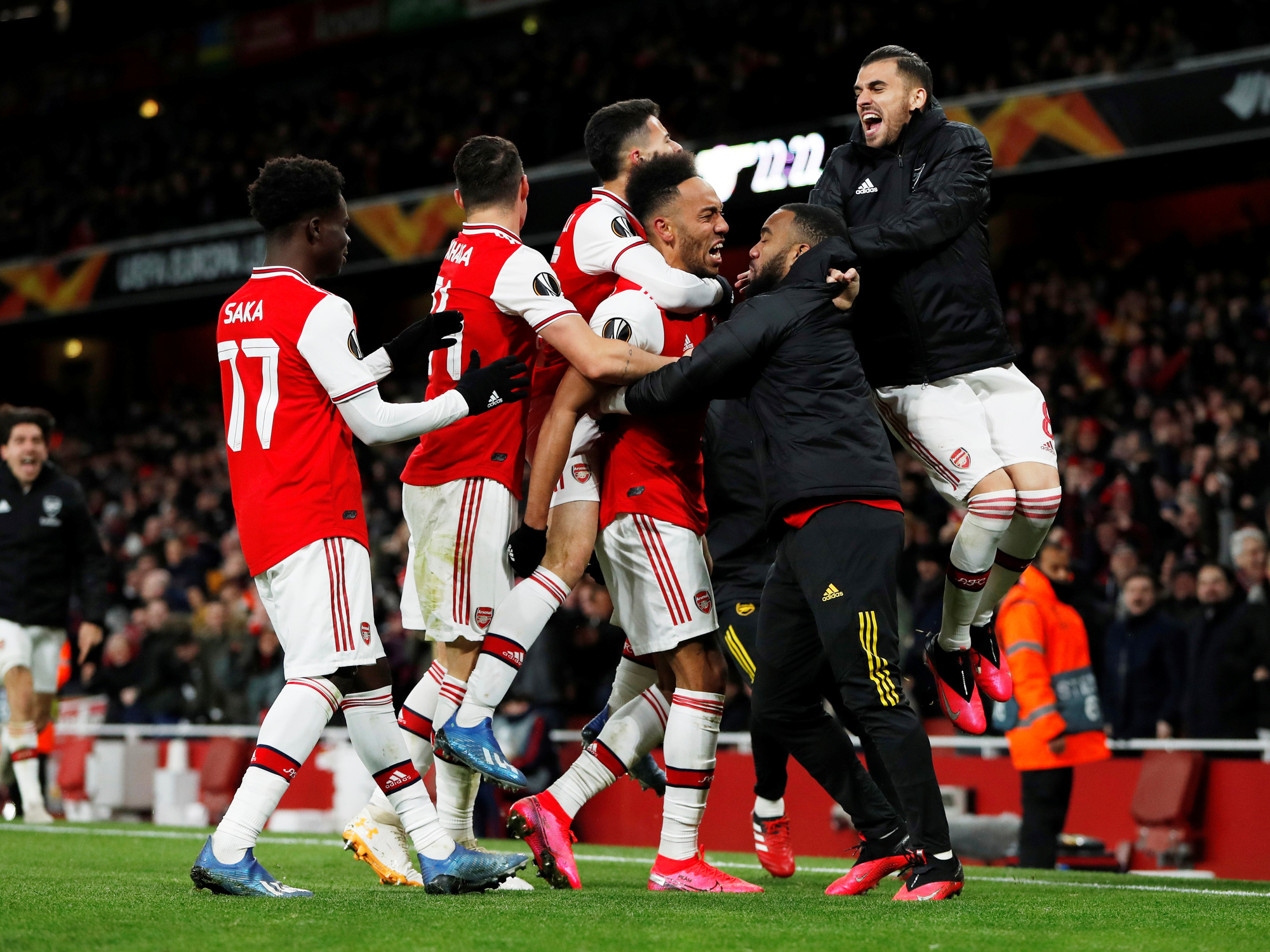 Nhận lá thăm may mắn, Man United thành ứng viên vô địch - Ảnh 1.