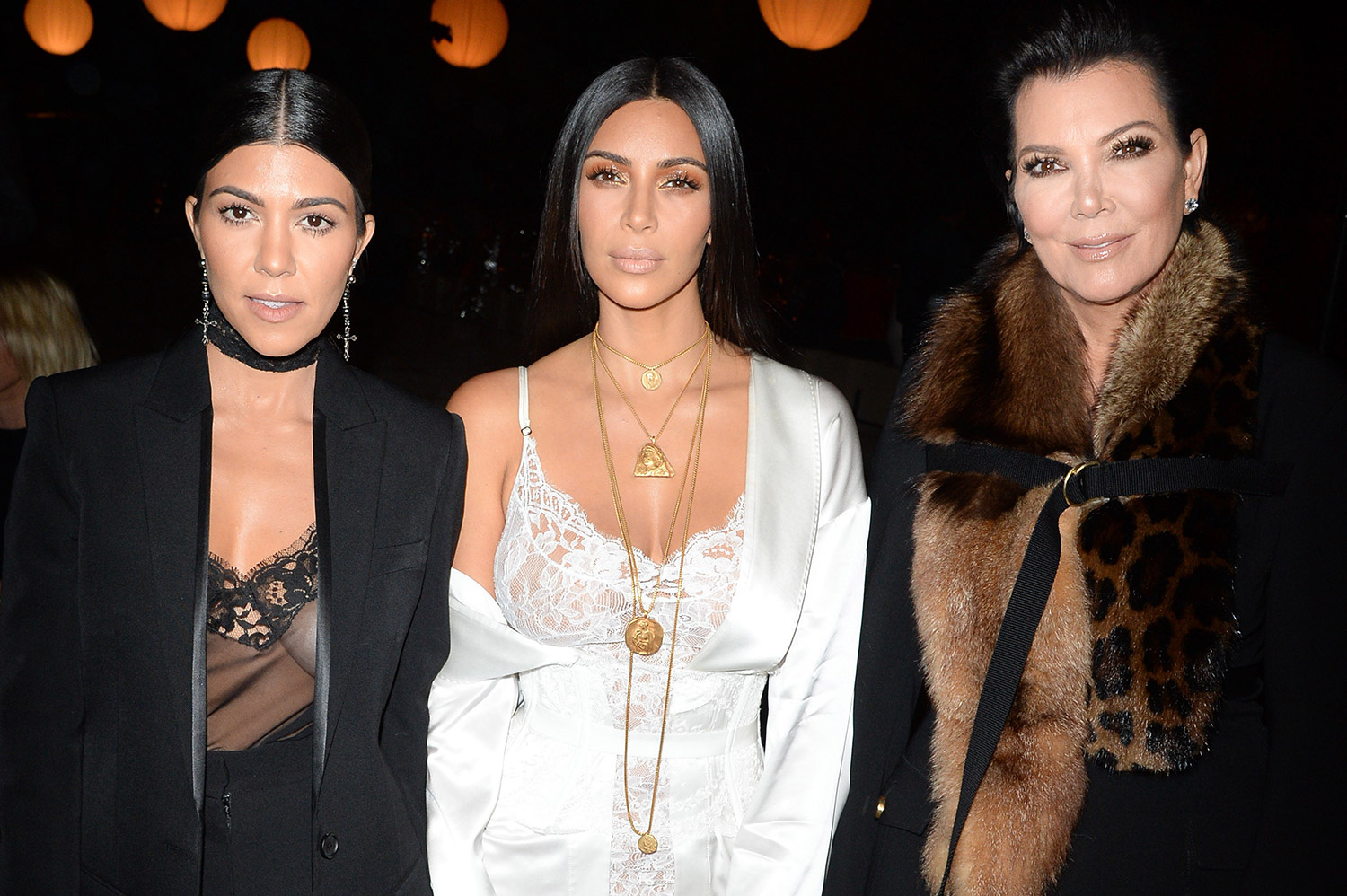 Chị em Kim Kardashian bị ch&ecirc; l&agrave;m tr&ograve; khi đ&aacute;nh nhau tr&ecirc;n truyền h&igrave;nh - Ảnh 5.