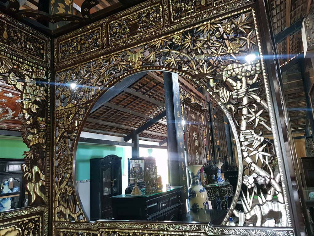 Chi&ecirc;m ngưỡng căn nh&agrave; c&oacute; hơn 100 b&aacute;u vật độc nhất ở miền T&acirc;y - Ảnh 11.