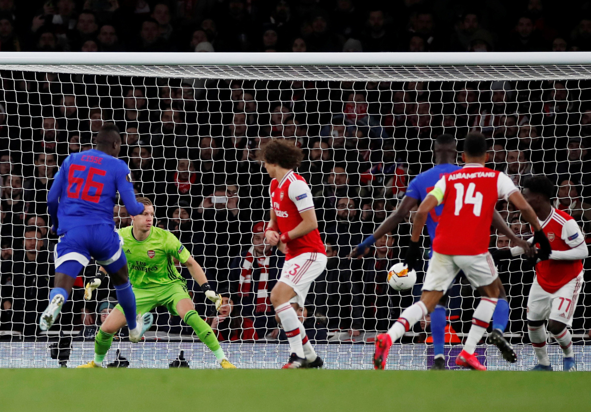 Đương kim &aacute; qu&acirc;n Arsenal bị loại sốc v&ograve;ng knock-out Europa League - Ảnh 3.