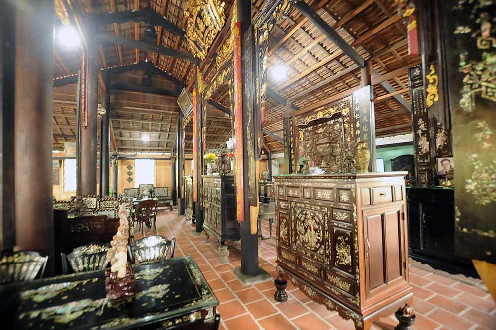 Chi&ecirc;m ngưỡng căn nh&agrave; c&oacute; hơn 100 b&aacute;u vật độc nhất ở miền T&acirc;y - Ảnh 4.