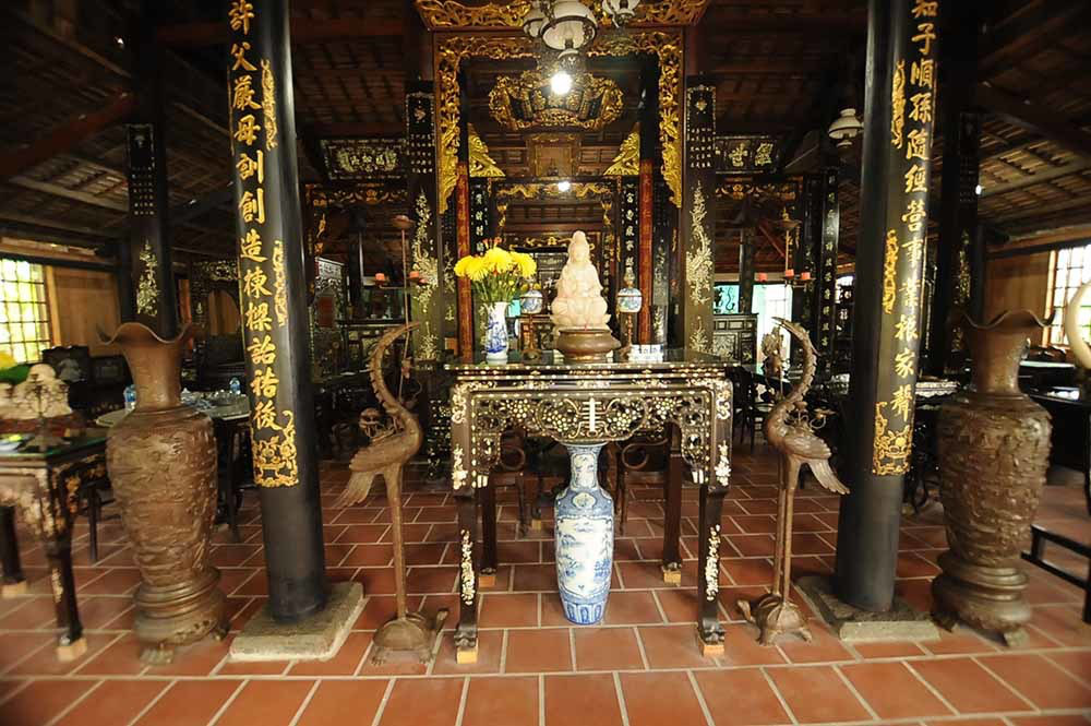 Chi&ecirc;m ngưỡng căn nh&agrave; c&oacute; hơn 100 b&aacute;u vật độc nhất ở miền T&acirc;y - Ảnh 5.