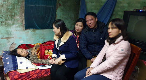 Hà Nội: San sẻ khó khăn với đoàn viên
