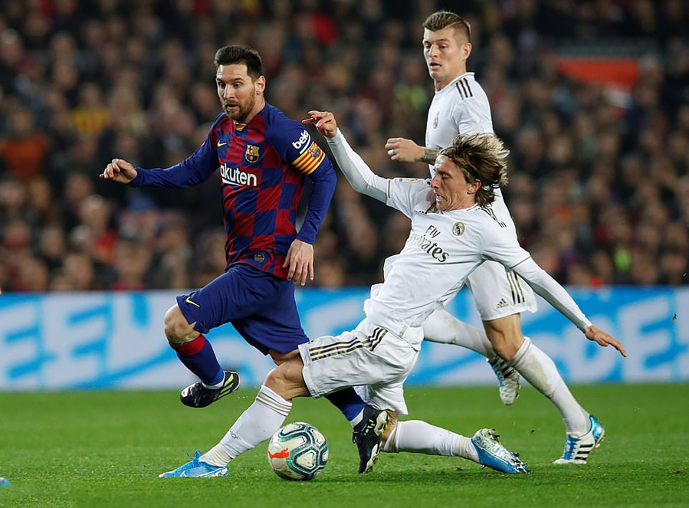 "Siêu kinh điển"  Real-Barca định đoạt số phận La Liga