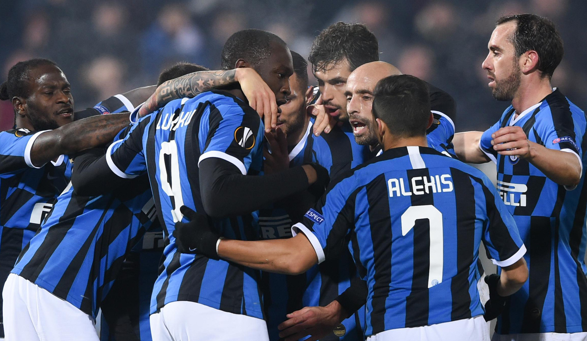 Serie A chờ ho&atilde;n lần 2, Ronaldo sắp lỡ ng&ocirc;i v&ocirc; địch với Juventus - Ảnh 2.