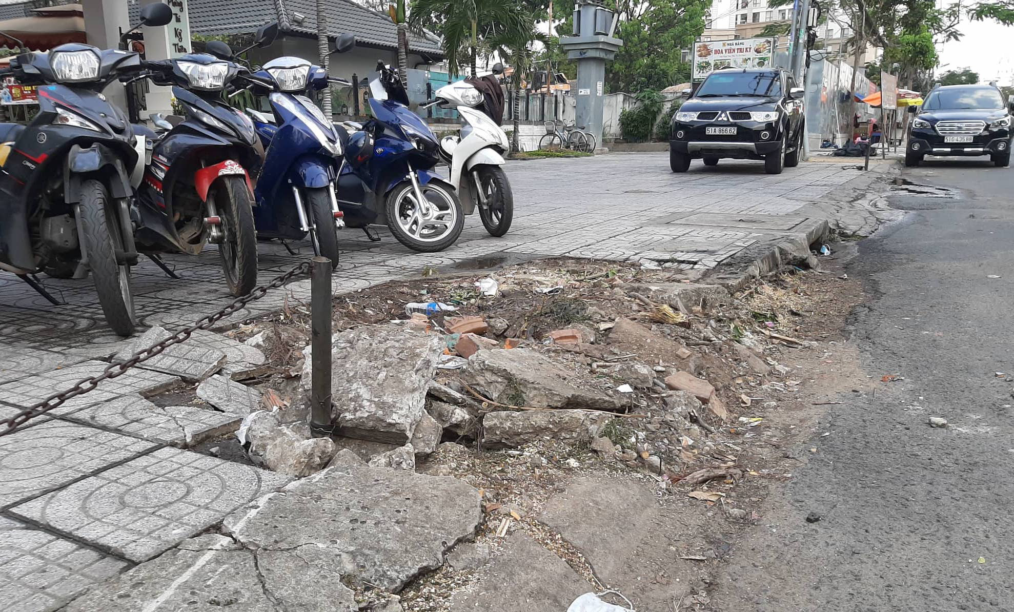 Thêm nhiều tình tiết vụ xe Mercedes gây tai nạn kinh hoàng gần sân bay Tân Sơn Nhất - Ảnh 2.