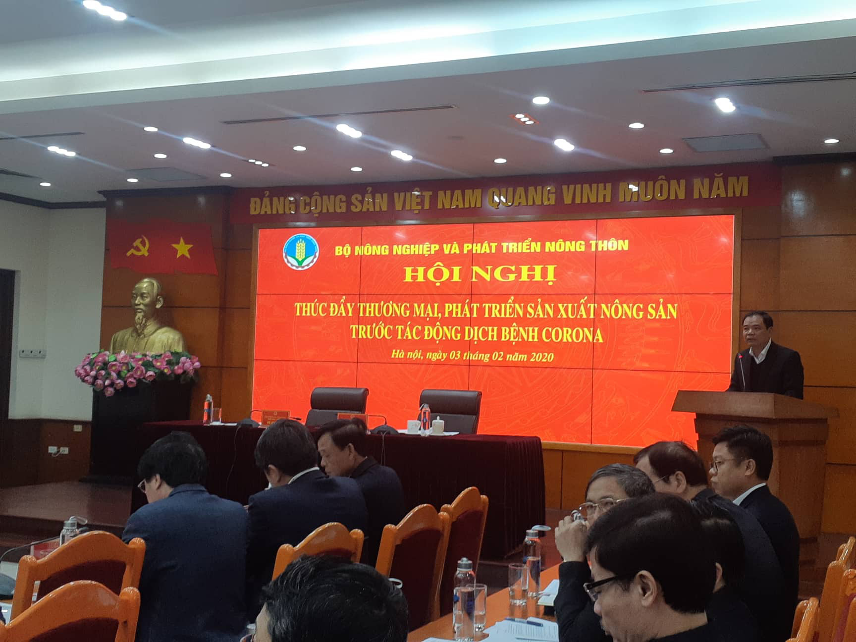 Xuất khẩu n&ocirc;ng sản dự b&aacute;o sẽ gặp nhiều kh&oacute; khăn, th&aacute;ch thức v&igrave; dịch virus corona - Ảnh 1.