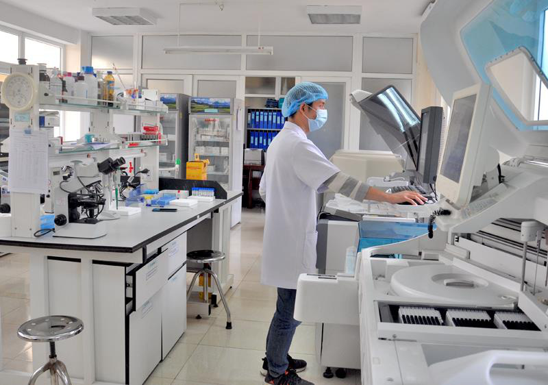 Quảng Ninh lần đầu tiên tự xét nghiệm được virus corona