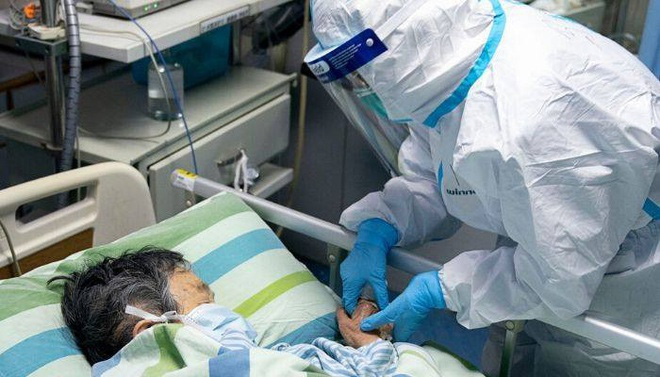 Virus corona biến đổi &ldquo;bất thường&rdquo; ở một ổ dịch gia đ&igrave;nh Quảng Đ&ocirc;ng - Ảnh 2.