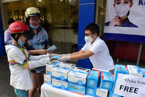 Ứng xử văn minh để được tôn trọng: Bắt đầu từ chuyện nhỏ