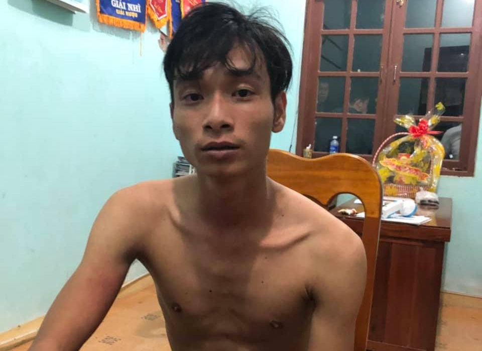 Nửa đêm, nam thanh niên xông vào nhà đâm người phụ nữ nguy kịch