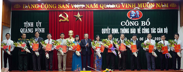 Quảng Bình điều động, bổ nhiệm hàng loạt cán bộ chủ chốt