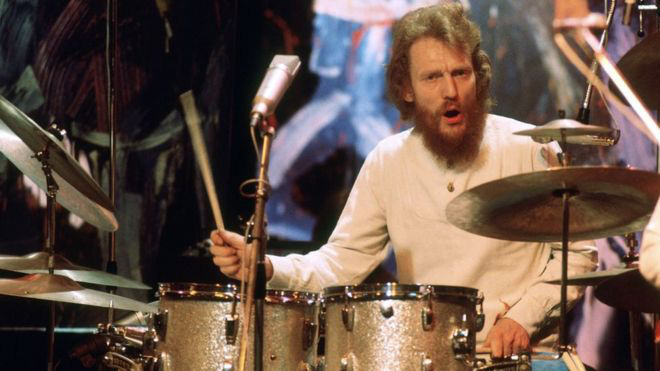 Vợ con tranh gi&agrave;nh bộ trống sau c&aacute;i chết của tay trống Ginger Baker - Ảnh 5.