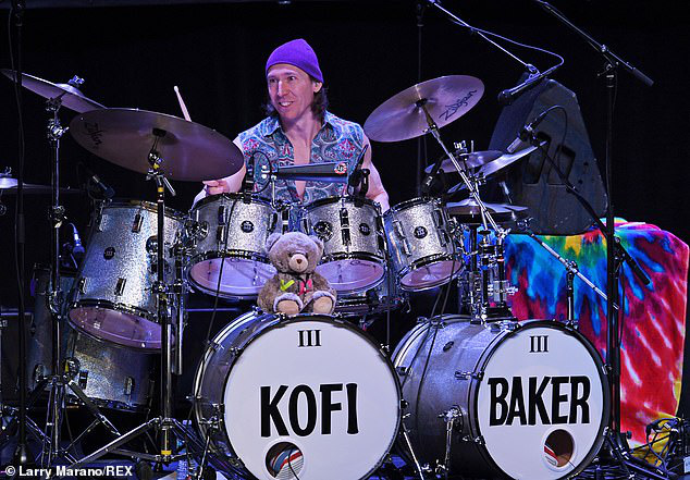Vợ con tranh gi&agrave;nh bộ trống sau c&aacute;i chết của tay trống Ginger Baker - Ảnh 3.