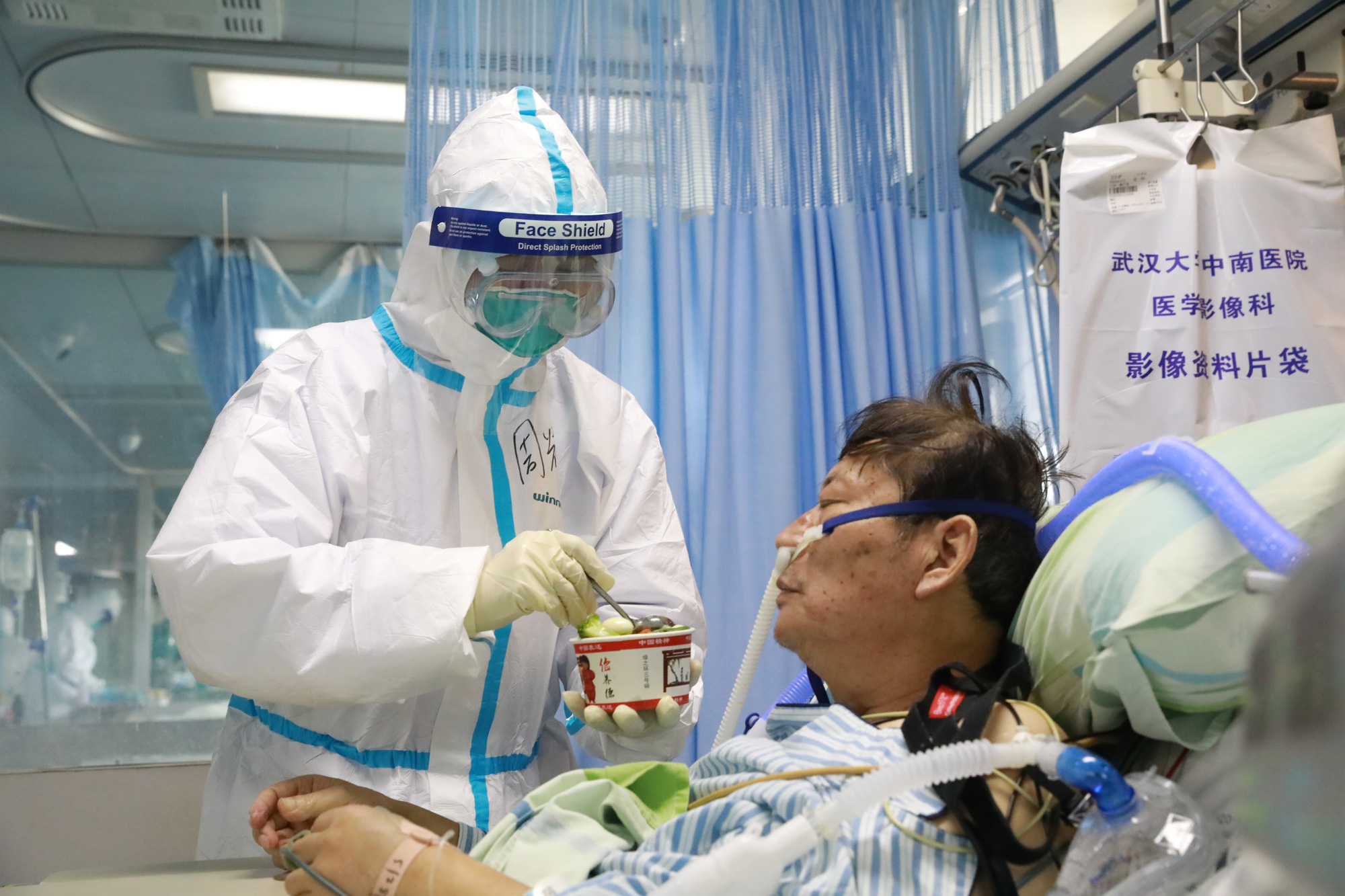 Trung Quốc đẩy mạnh nỗ lực đối phó nCoV