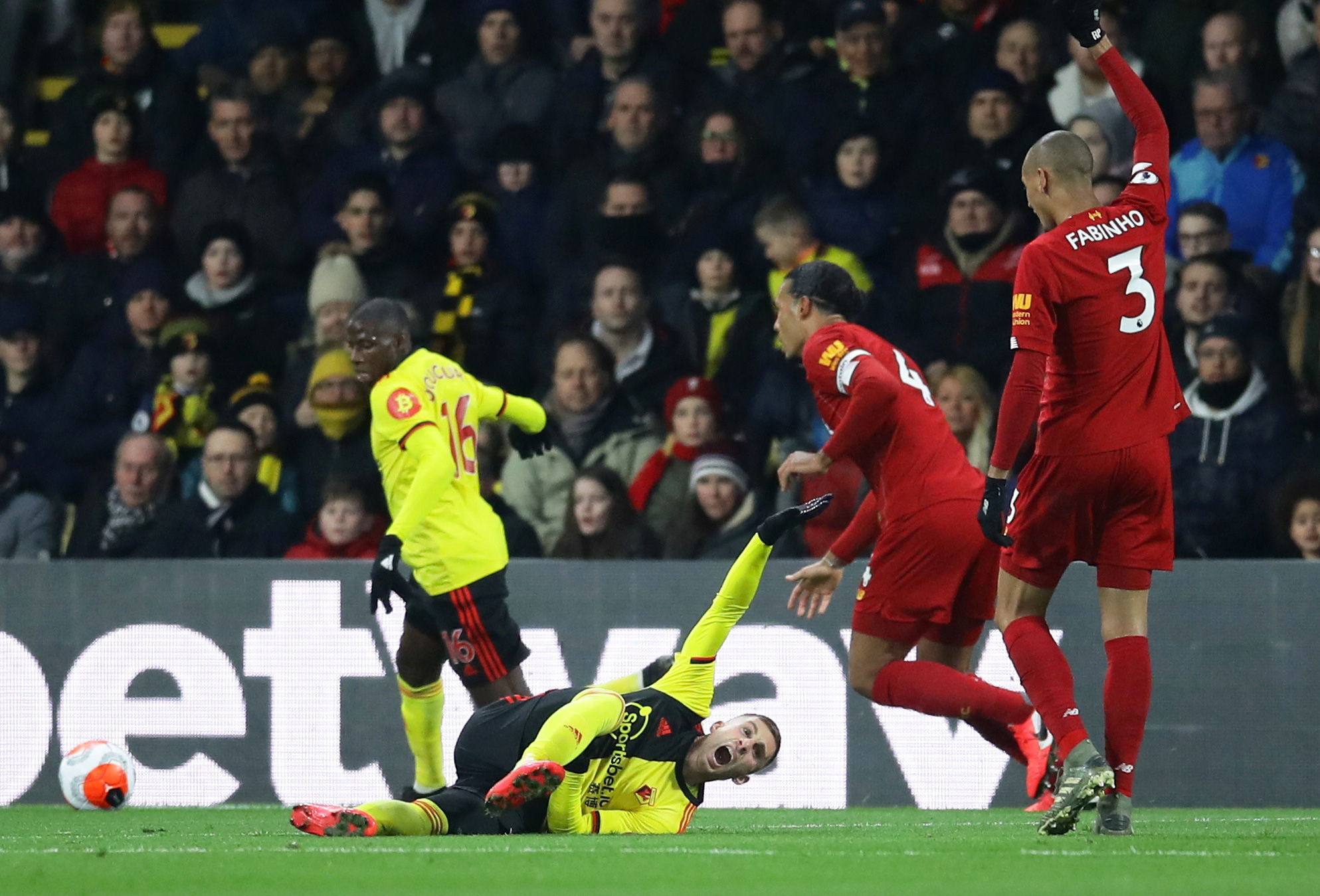 Địa chấn Vicarage Road, Liverpool thua thảm chủ nh&agrave; Watford - Ảnh 1.