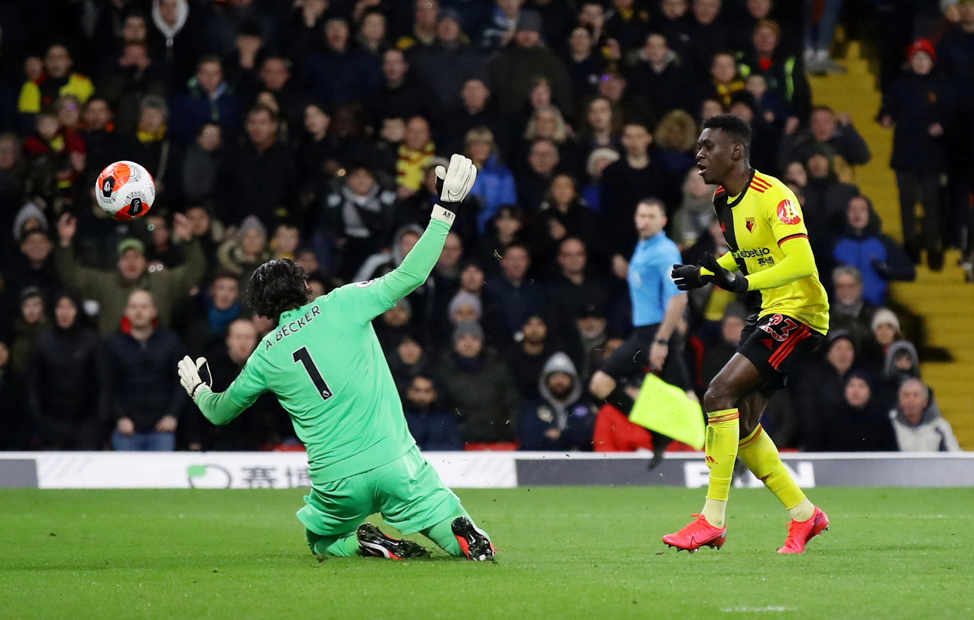 Địa chấn Vicarage Road, Liverpool thua thảm chủ nh&agrave; Watford - Ảnh 5.