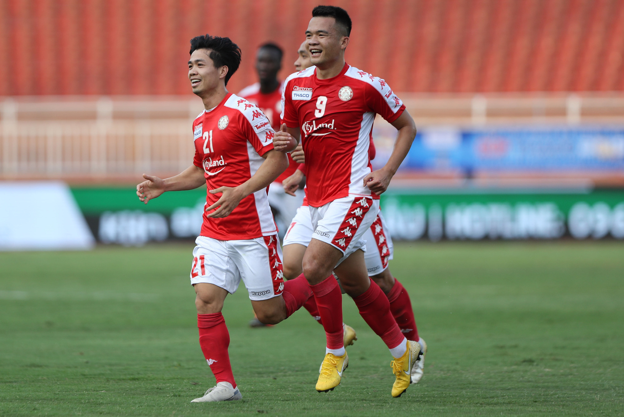 Hủy AFC Cup 2020, Công Phượng và CLB TP HCM "dễ thở" ở V-League