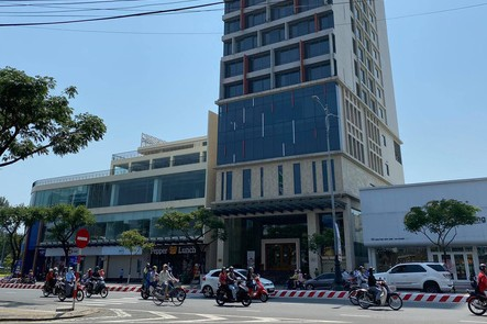 Đà Nẵng bổ sung lịch trình của 2 khách Anh mắc Covid-19:  Đi massage tại một cơ sở spa