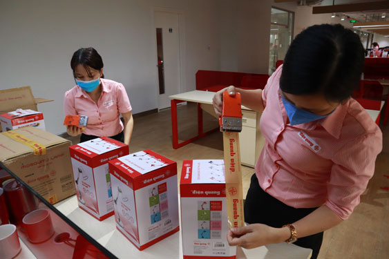 Gia tăng mua bán hàng trực tuyến
