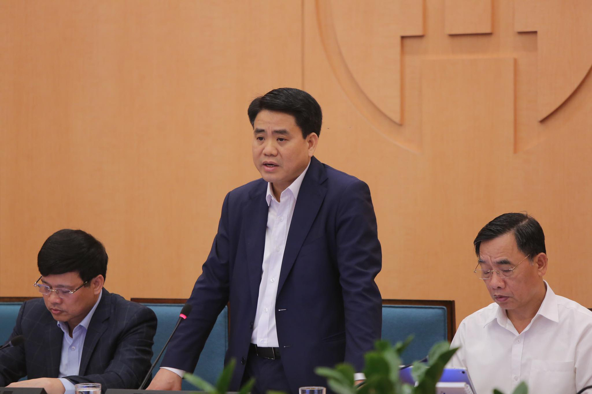 15/21 h&agrave;nh kh&aacute;ch ngồi hạng C tr&ecirc;n chuyến bay VN0054 mắc Covid-19 - Ảnh 1.