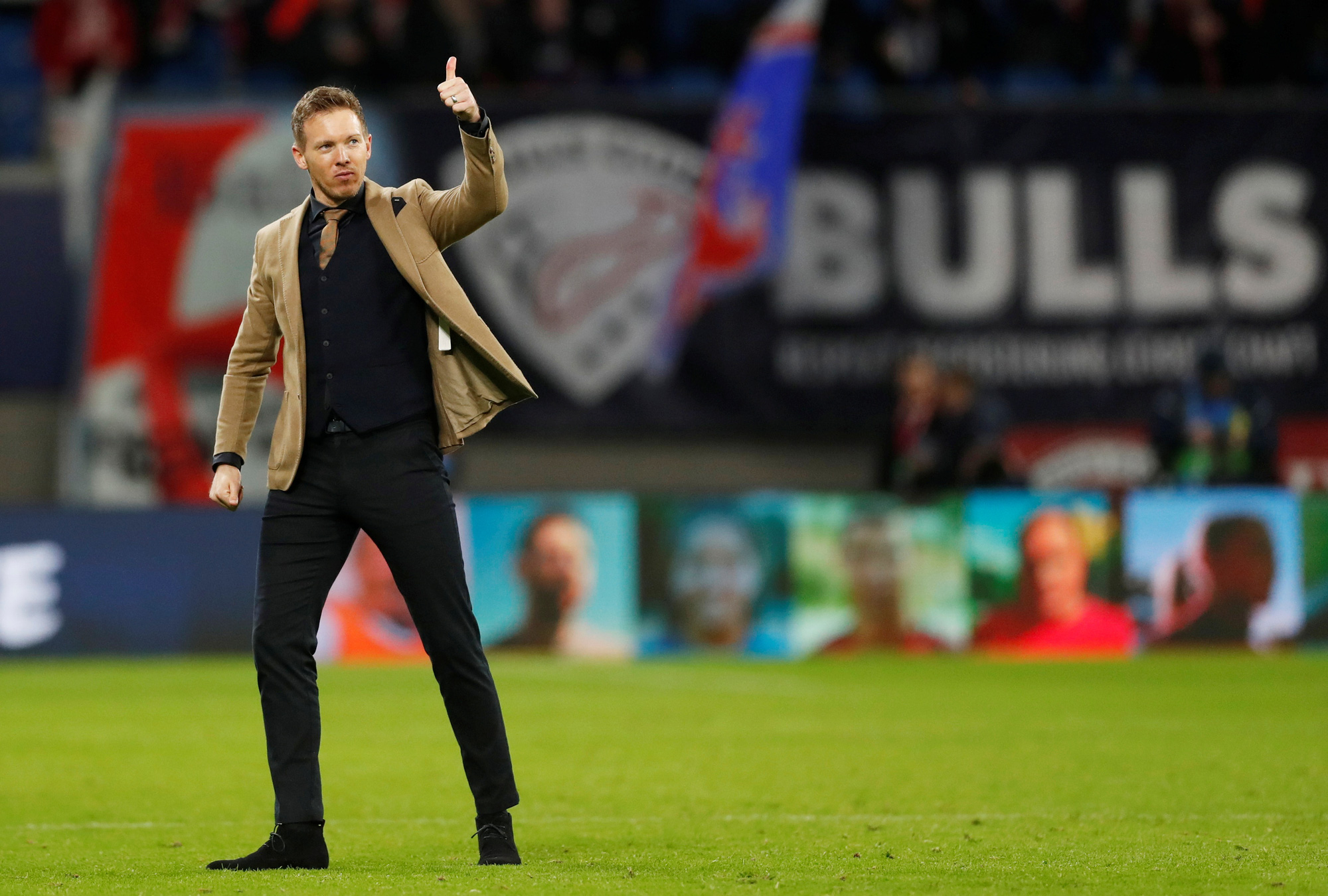 RB Leipzig: Ch&uacute; b&ograve; đỏ Bundesliga khuynh đảo Champions League - Ảnh 12.