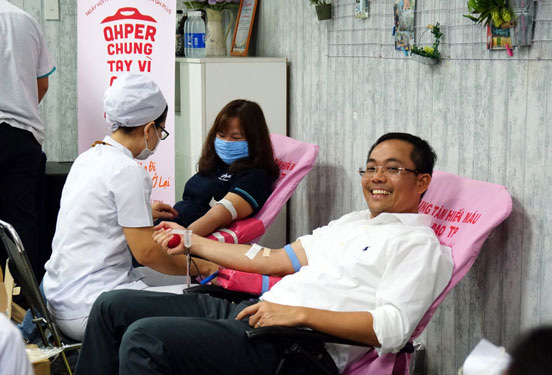 Người lao động hiến m&aacute;u t&igrave;nh nguyện - Ảnh 1.