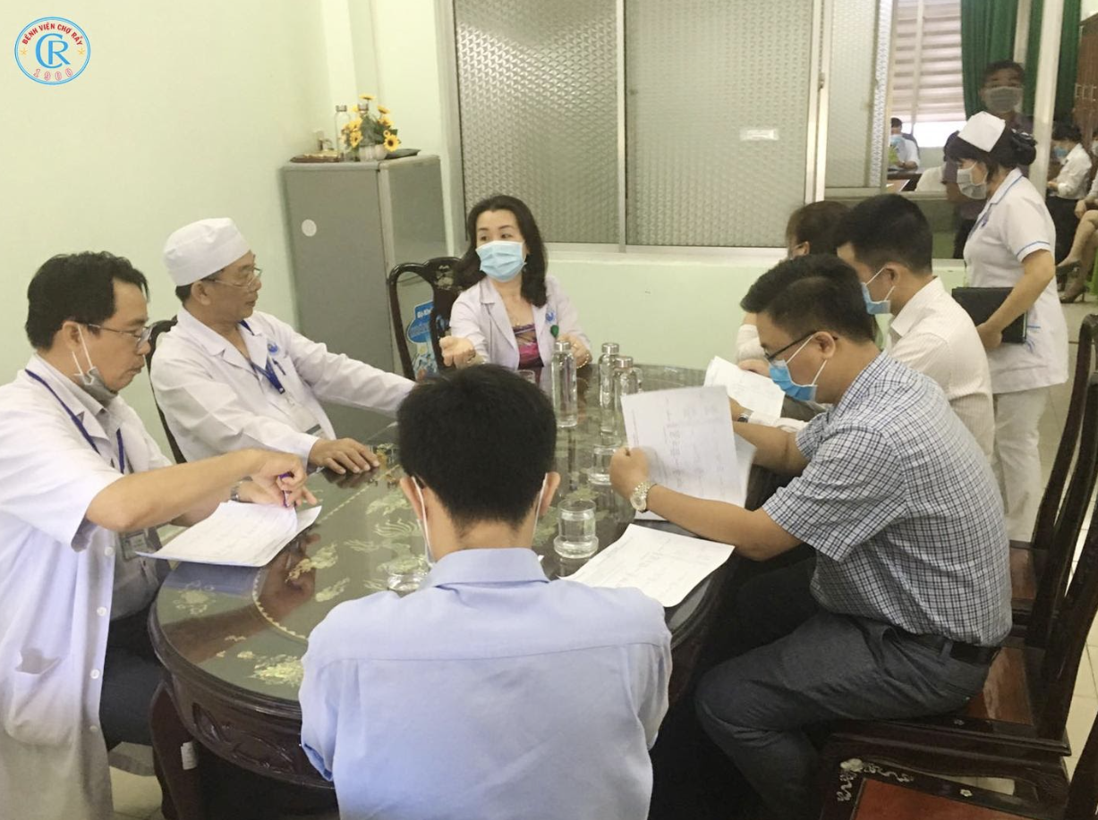 Bệnh viện Chợ Rẫy lên đường trong đêm, chi viện cho Bình Thuận