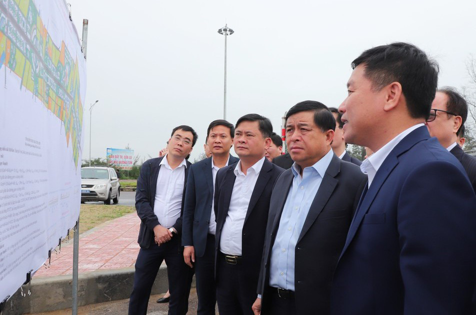 24 lãnh đạo, cán bộ Nghệ An tiếp xúc gần Bộ trưởng Nguyễn Chí Dũng không còn cách ly