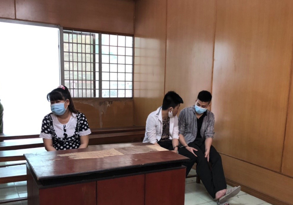 Chủ cơ sở massage ở quận 7 bán vé giá 1,2 triệu đồng cho khách muốn tới Z