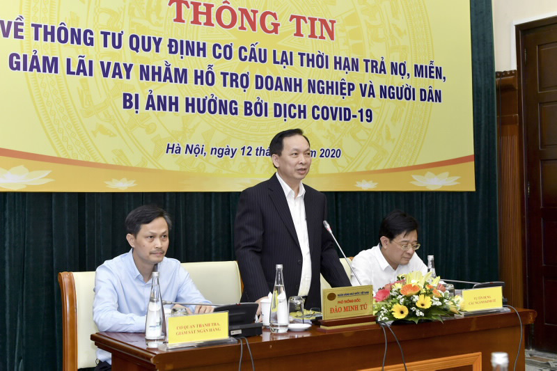 Quy định giãn nợ, giảm lãi để hỗ trợ DN ứng phó dịch Covid-19 có hiệu lực từ ngày mai 13-3
