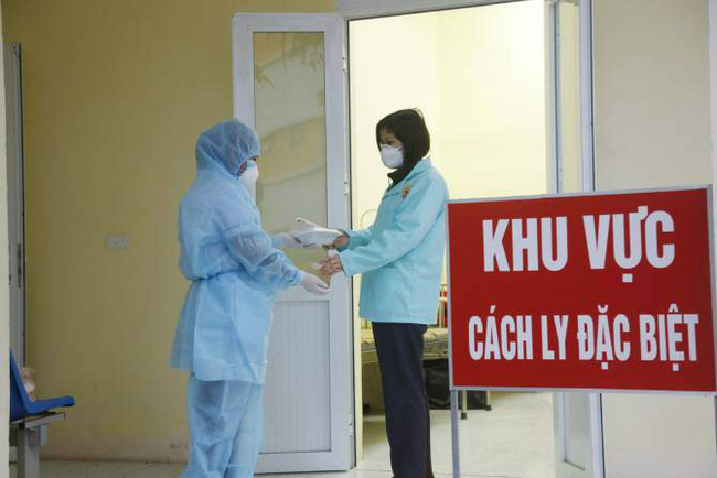 Đồng Tháp cách ly nữ giám đốc đi chung chuyến bay với người nhiễm Covid-19