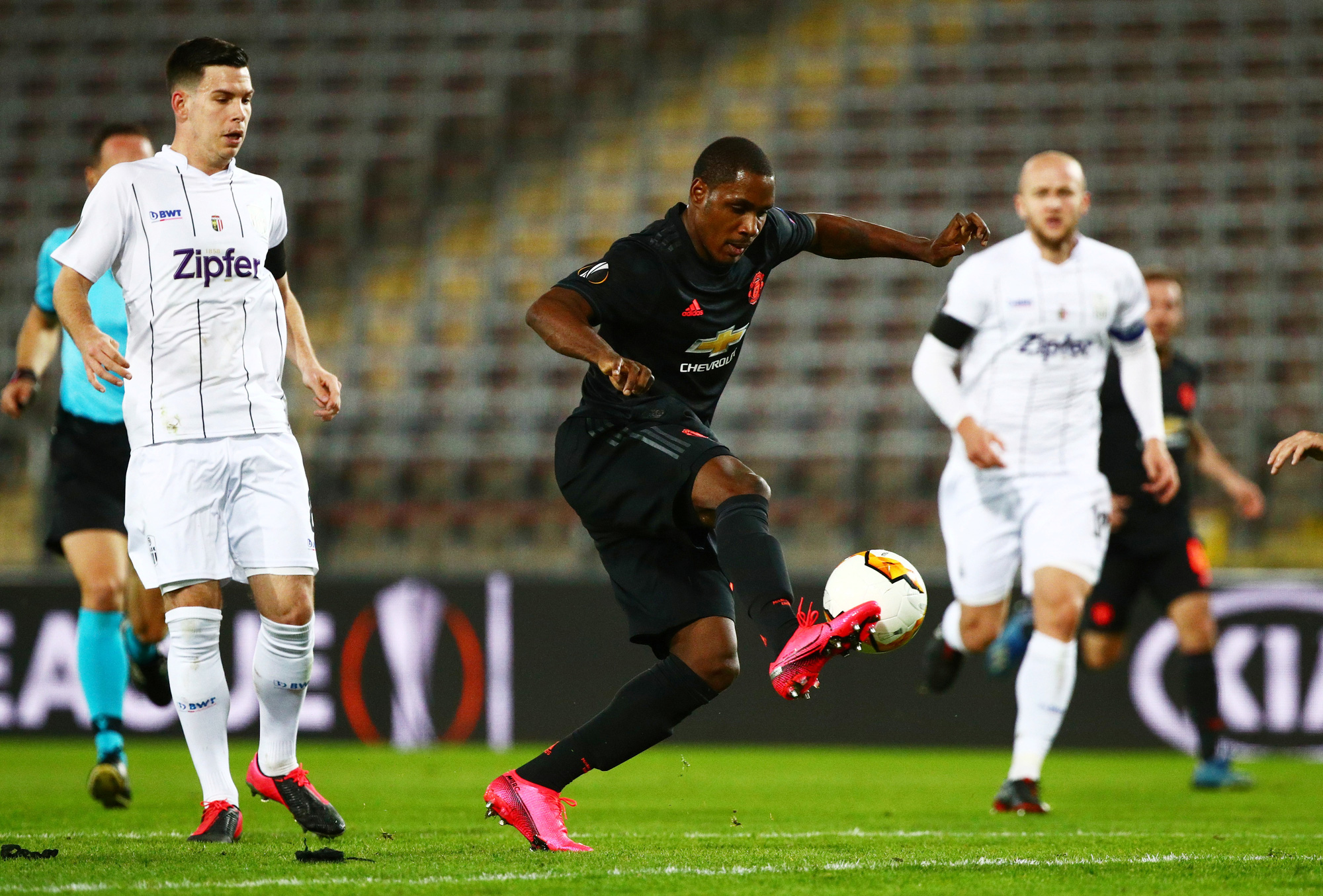 Đại náo đất Áo, Man United cầm chắc vé tứ kết Europa League - Ảnh 3.