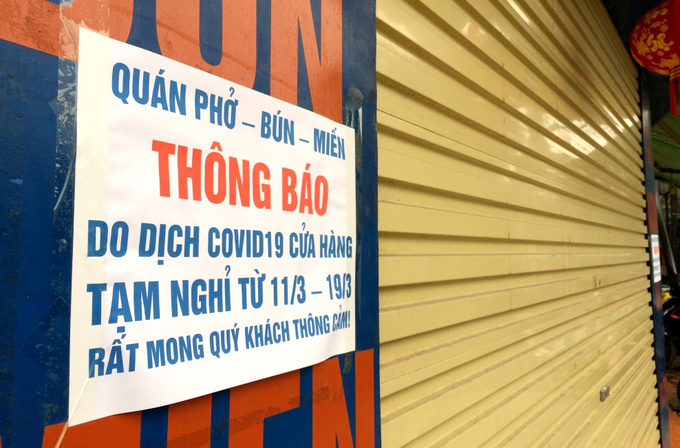 CLIP: H&agrave;ng loạt cửa h&agrave;ng kinh doanh đ&oacute;ng băng do dịch Covid-19 - Ảnh 5.