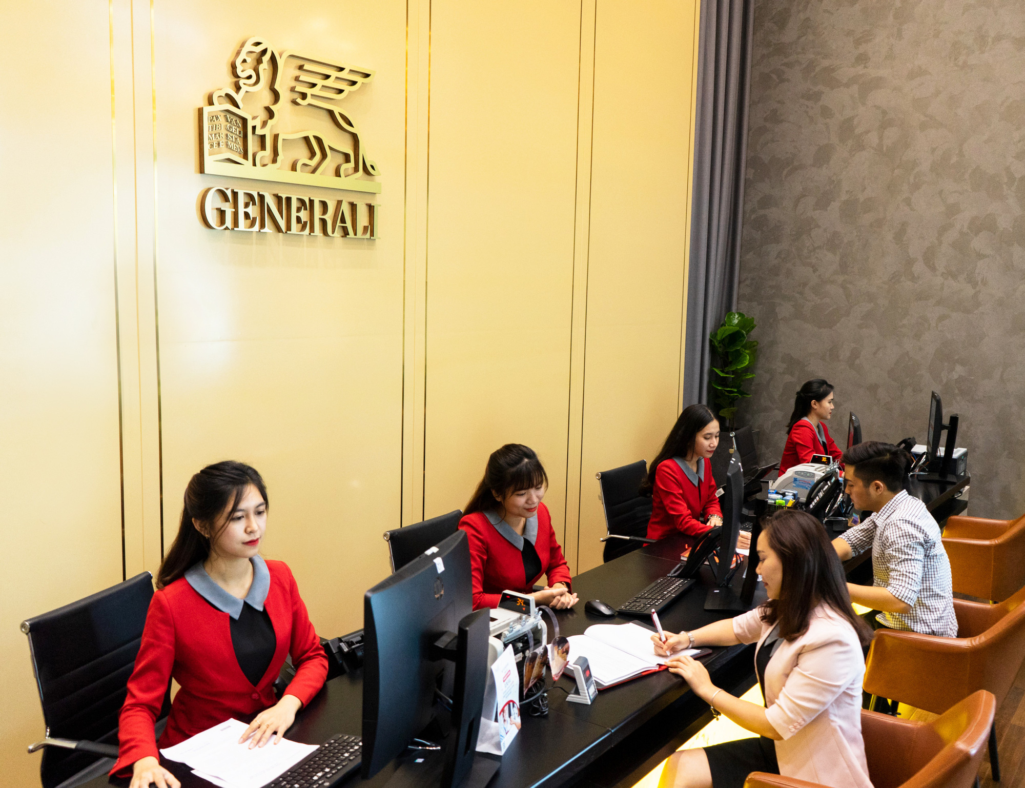 Generali Việt Nam ra mắt sản phẩm VITA &ndash; Sức Khỏe V&agrave;ng phi&ecirc;n bản mới - Ảnh 1.