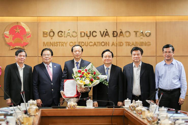 Thứ trưởng Phạm Ngọc Thưởng giữ chức Bí thư Đảng uỷ Bộ GD-ĐT