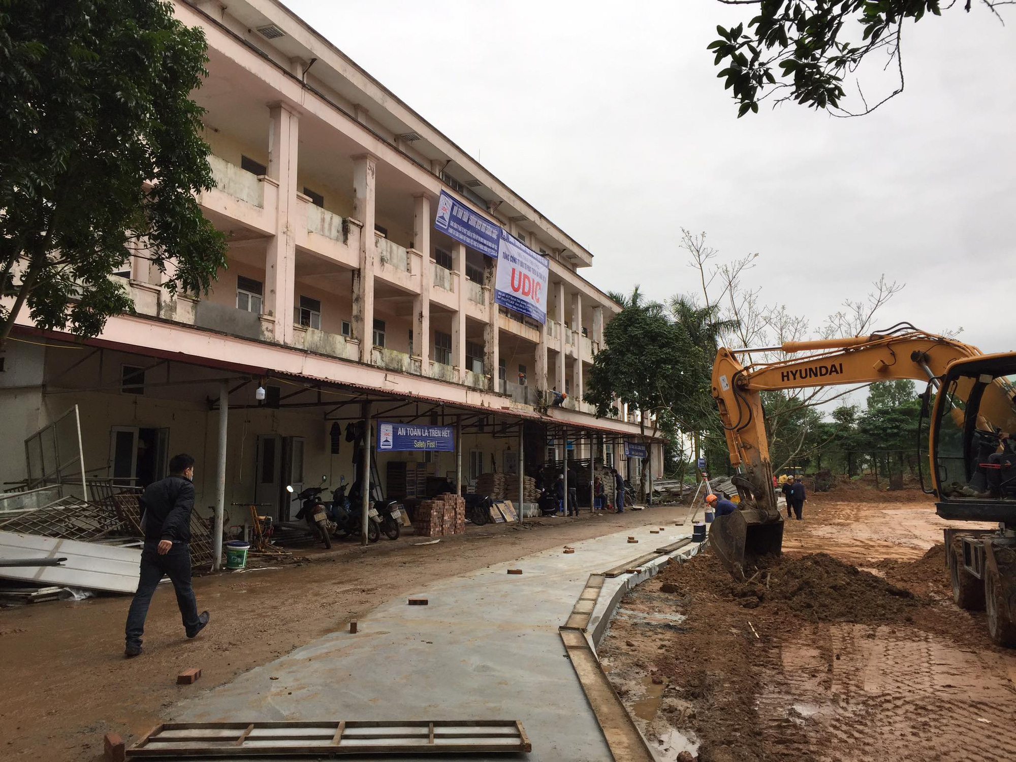 Chung tay chống dịch Covid-19: Đừng ra đường nếu không cần thiết
